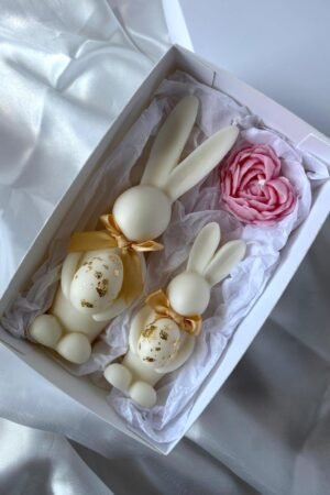 Set 2 Iepurași & 1 Inimă Decorativă