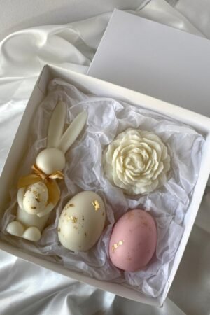 Set Iepuraș Mare, 2 Ouă Mari & Trandafir Decorativ